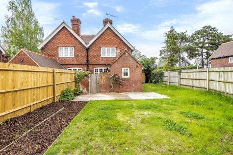 Mayford Green, Woking, Surrey, GU22