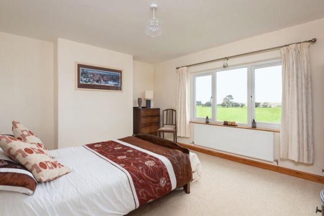 Bedroom, High ...