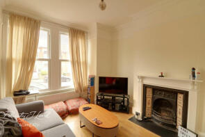 201, Eastcombe Avenue, London SE7 7LH