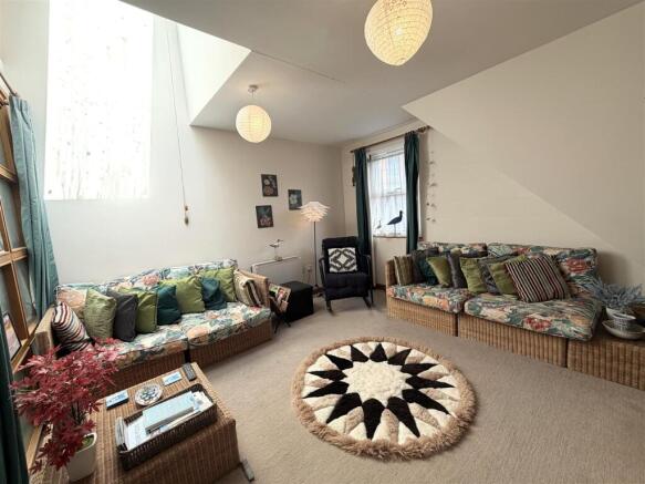 Sitting Room reverse.JPG