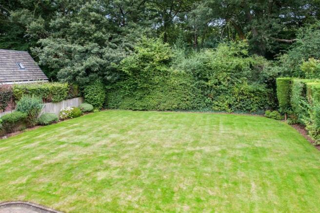 22 Poppyfield Court-