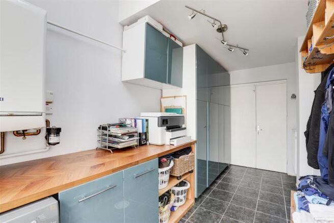 img_2975-img_2979.jpg