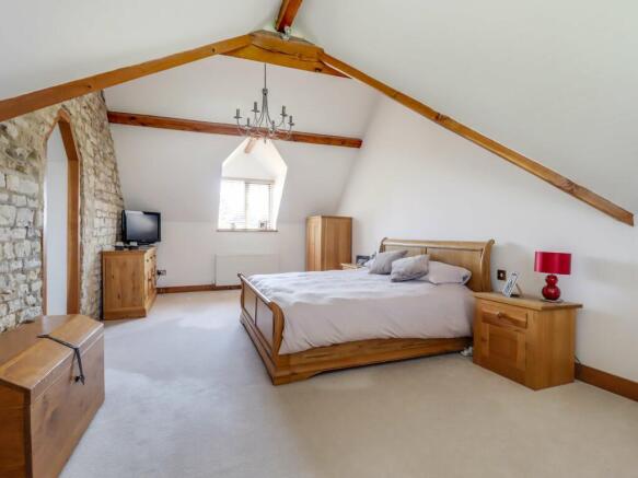 Bedroom 1 (Double)