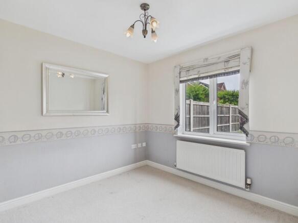 4 bed Semi-Detached for sale Image 7