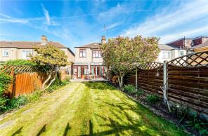 76, Roberts Road, Walthamstow E17 4LR