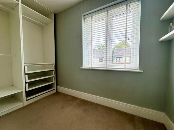 4 bed Detached for sale Image 11