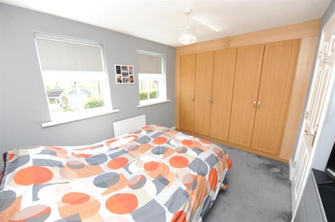 3 bed Semi-Detached for sale Image 10