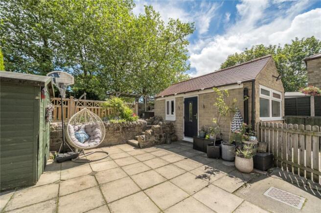 4 bed Semi-Detached for sale Image 9