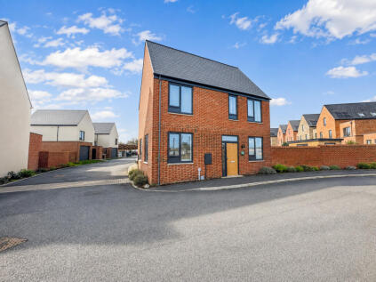 College Gardens, Rochford, SS4 1