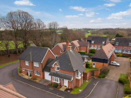 32, Oddstones, Codmore Hill, Pulborough RH20 1FS