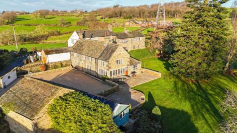 Maple Farm, Houses Hill