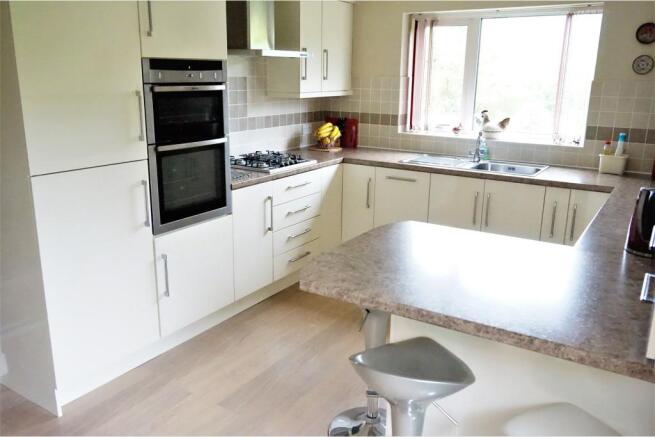 Kitchen / Breakfast