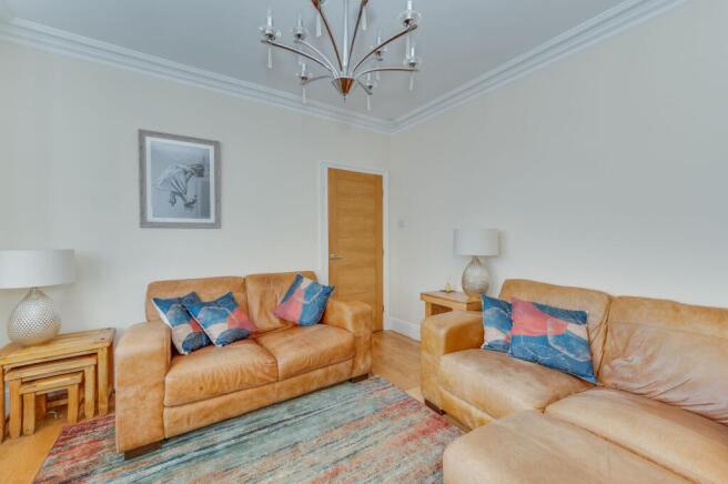 3 bed Semi-Detached for sale Image 11