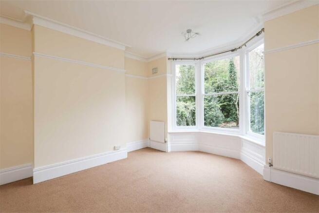 1 bed Apartment to rent Image 9