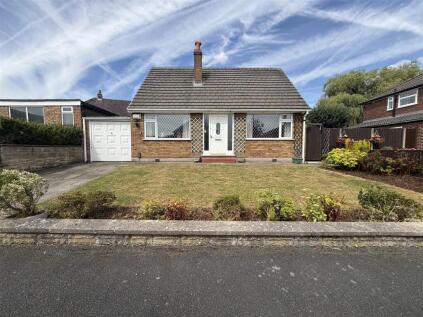 Corrie Close, Denton