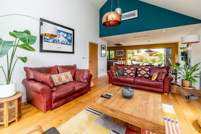 Open Plan Living/Dining Space
