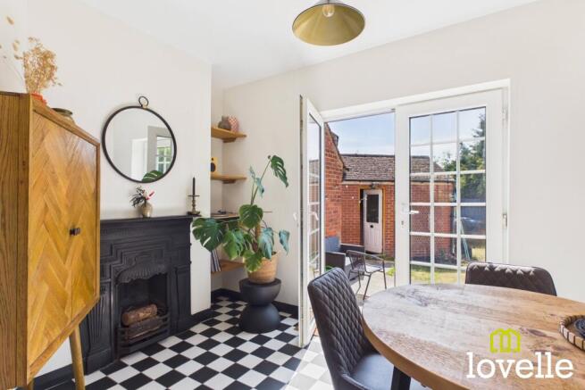 3 bed Semi-Detached for sale Image 8