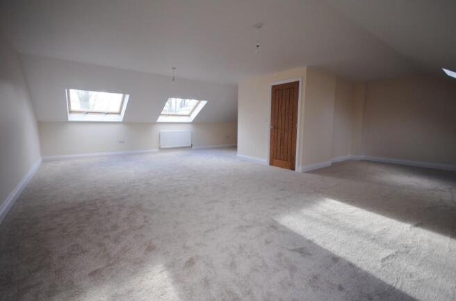 SHOWHOME LOFT ROOM