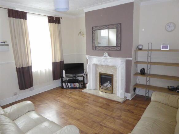 Living Room: