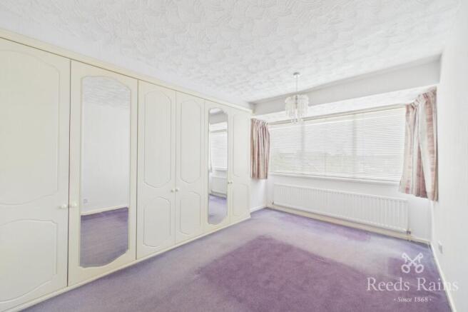 3 bed Semi-Detached for sale Image 6