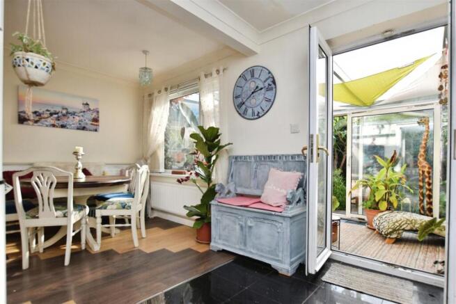 2 bed Semi-Detached Bungalow for sale Image 12