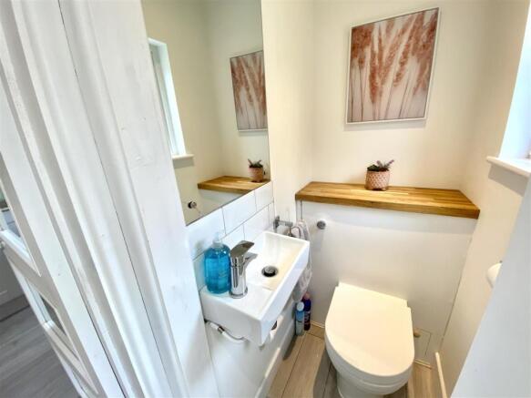 GROUND FLOOR WC