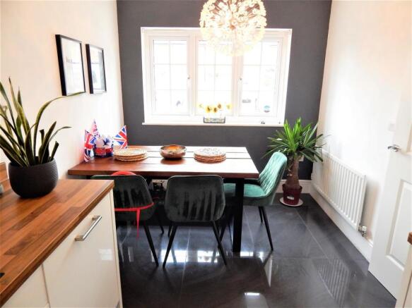 kitchen/Dining Room