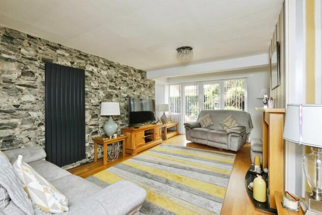 3 bed Barn Conversion for sale Image 4