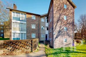 70, Highams Hill, Gossops Green, Crawley RH11 8BP