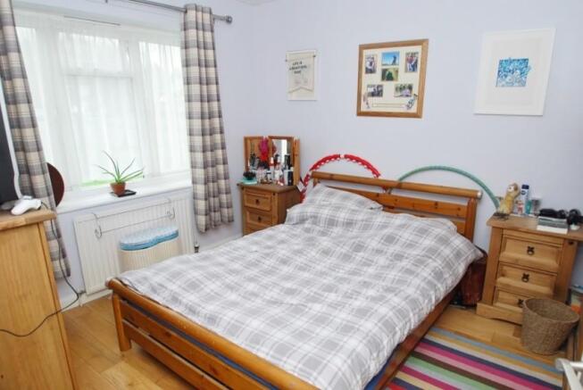 bed 1