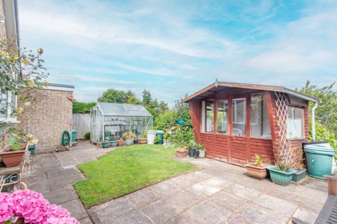 3 bed Bungalow for sale Image 12