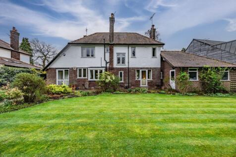 Chester Road, Woodford, SK7