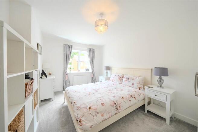 4 bed Detached for sale Image 7
