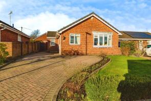 31, Longfield Drive, Ravenfield, Rotherham S65 4LF