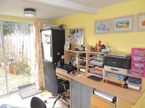 Photo 9