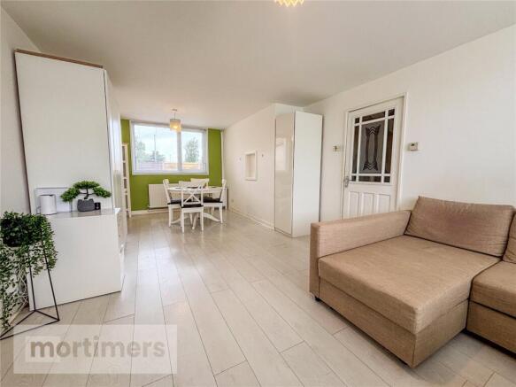 Living/Dining Room