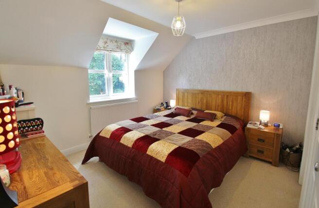 Bedroom 1.JPG