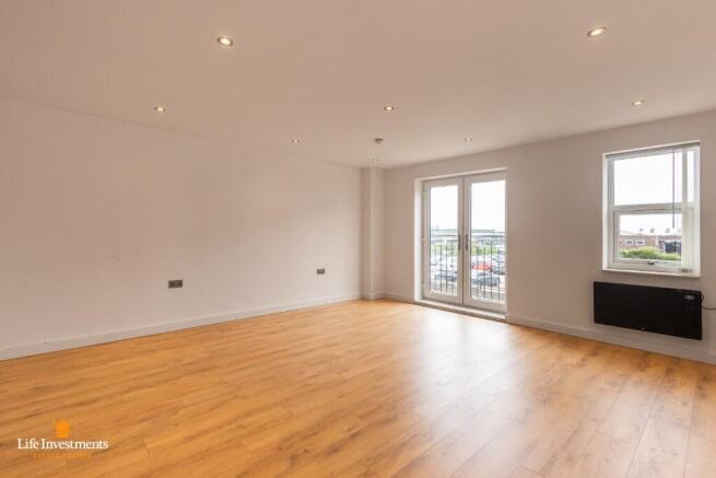 Lounge/Kitchen