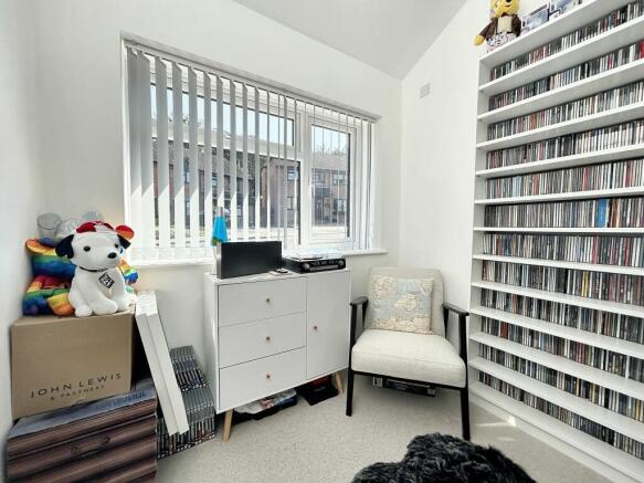 OFFICE/FAMILY ROOM