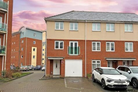 Gumbrell Mews, Redhill