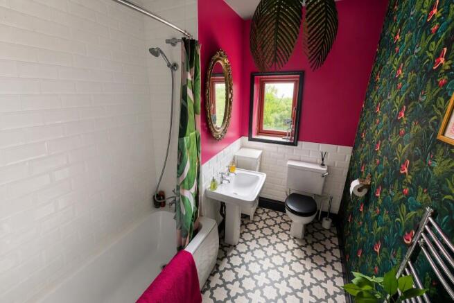 2 bed Terraced for sale Image 11