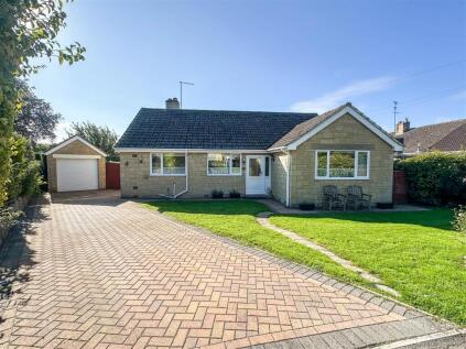 Manor Park, Great Somerford