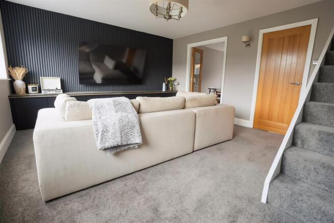 3 bed Town House for sale Image 6