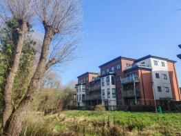 9, Windsor Court, Bartlett Crescent, High Wycombe HP12 3EG