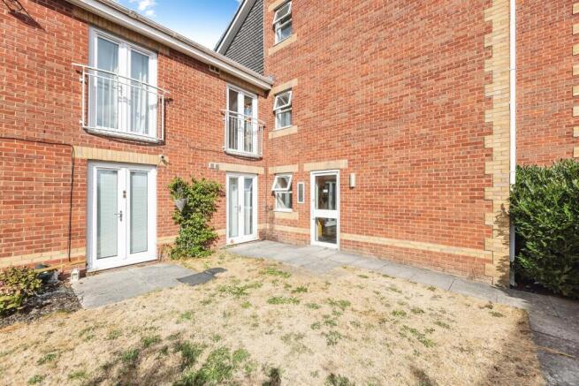 2 bed Apartment for sale Image 10