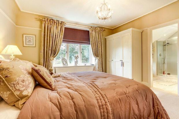 BEDROOM 2 FRONT