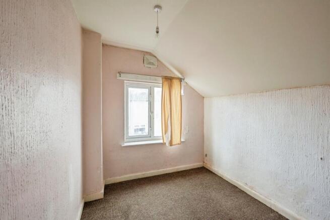 3 bed Terraced for sale Image 10