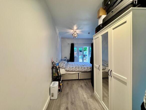 Flat 2 3 Eastcote...