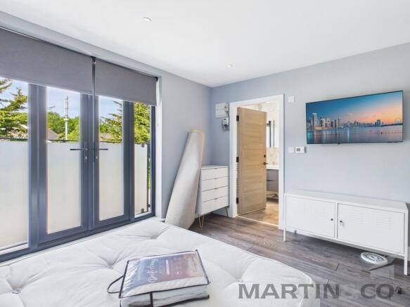 Bedroom 5.1
