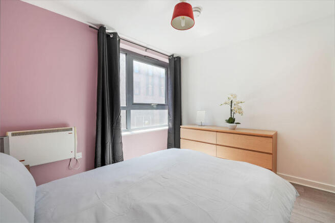 1 bed Apartment to rent Image 10